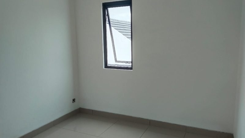 WhatsApp Image 2025-12-10 at 14.16.48